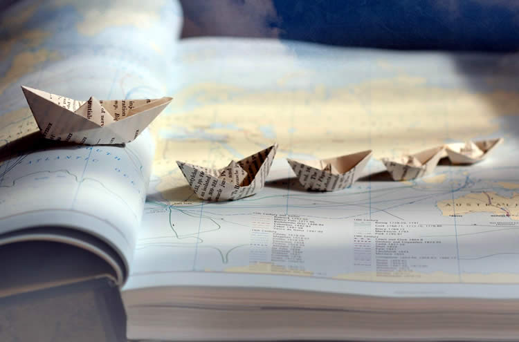 香港人在內(nèi)地與他人發(fā)生借貸糾紛要授權(quán)委托律師訴訟怎么辦理公證呢？