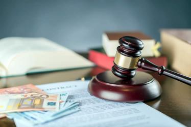 內(nèi)地出生的香港人要承辦繼承父母在香港的遺產(chǎn)如何辦理中國出生公證及認(rèn)證呢？