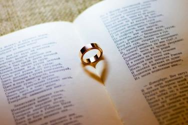 中國公民在美國紐約結(jié)婚現(xiàn)要在國內(nèi)買房怎么辦理美國結(jié)婚證翻譯公證認證？