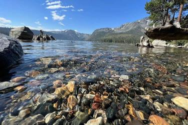 在香港出世的小孩要去泰國(guó)讀書(shū)怎么辦理香港出生紙公證雙認(rèn)證手續(xù)呢？