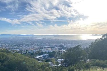 曾在內(nèi)地工作過(guò)的香港人現(xiàn)要移民加拿大怎么辦理中國(guó)無(wú)犯罪記錄證明公證？