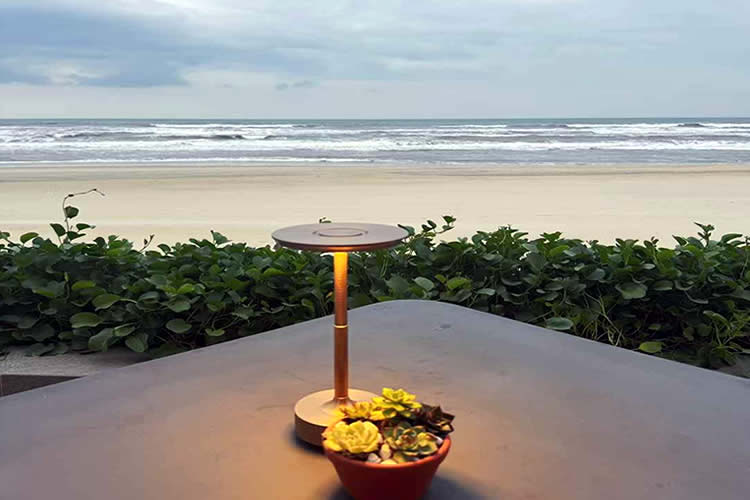 香港居民和內(nèi)地居民在香港結(jié)婚后怎么辦理婚姻狀況及家庭成員聲明書公證？