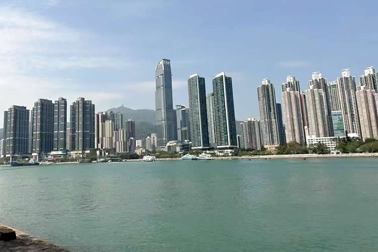 內地人的香港結婚證怎么公證用于申請申根旅游簽證呢？