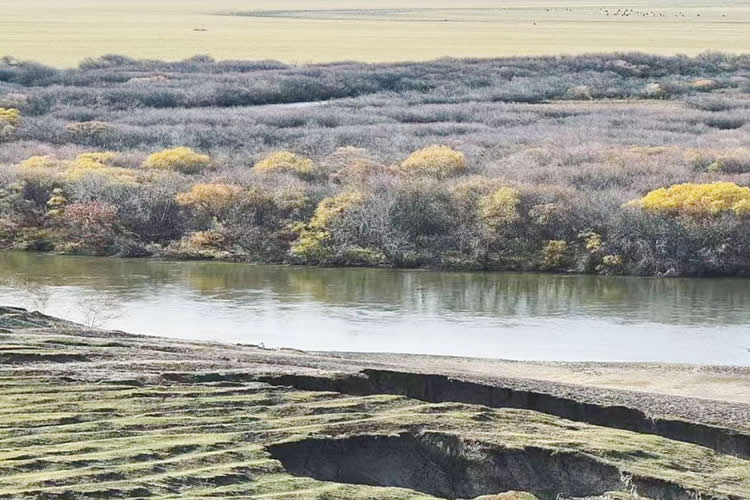 香港人要在法國市政廳登記結婚怎么辦理中國內(nèi)地出生公證及海牙認證呢？