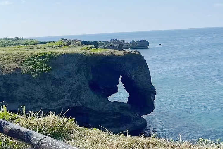 非父母婚內(nèi)所生的香港人怎么辦理內(nèi)地出生公證雙認(rèn)證用于在馬來(lái)西亞結(jié)婚？